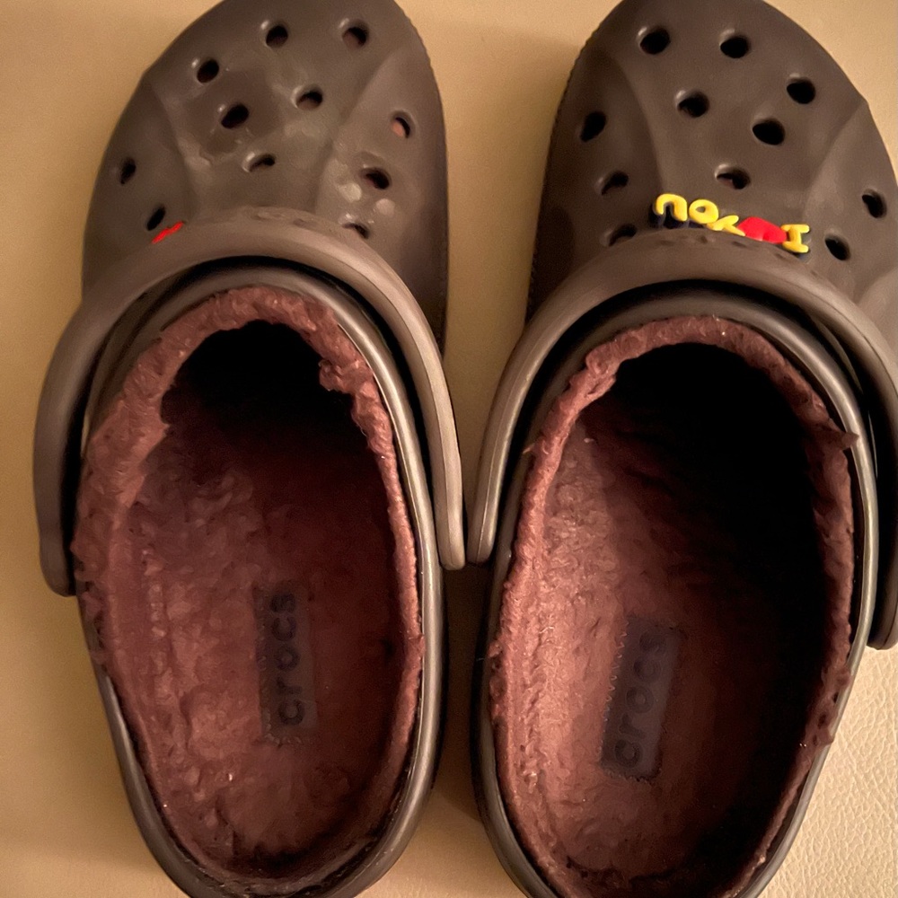 Women’s crocs slightly worn